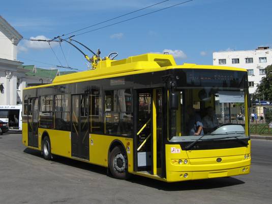 Traction batteries for trolleybuses and electric buses
