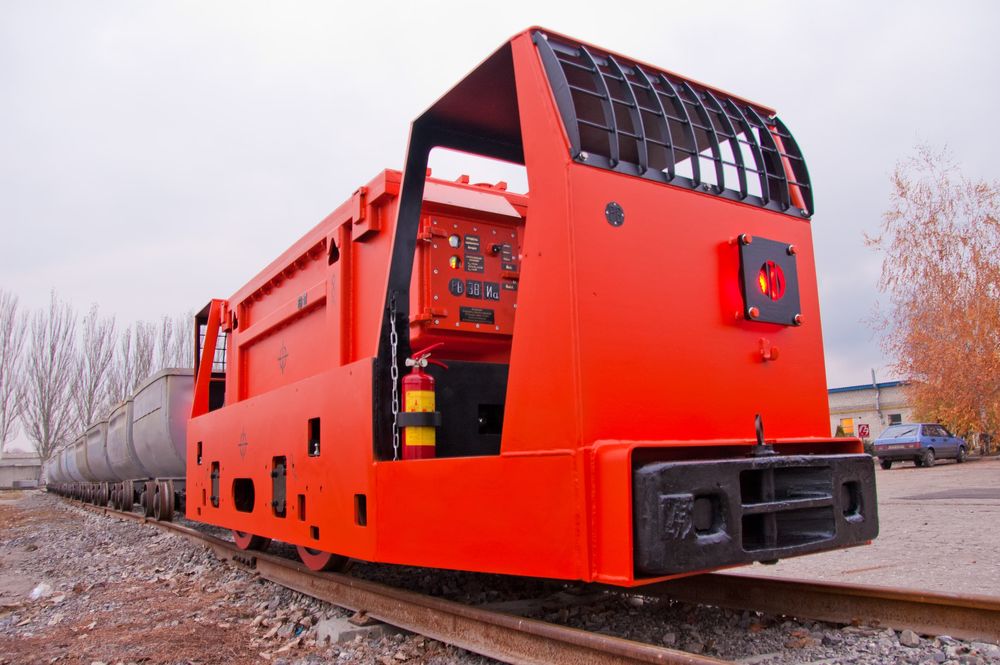 The use of batteries on mine electric locomotives