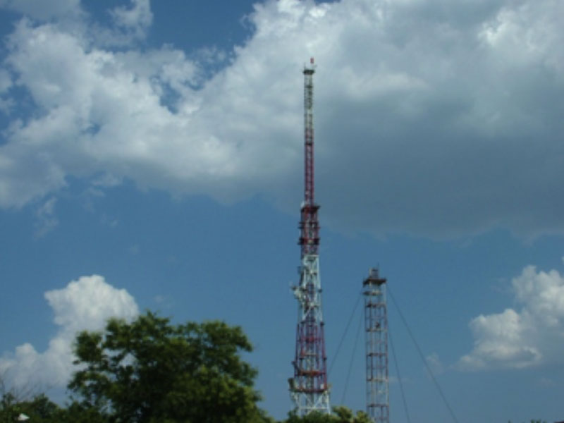 Cell tower